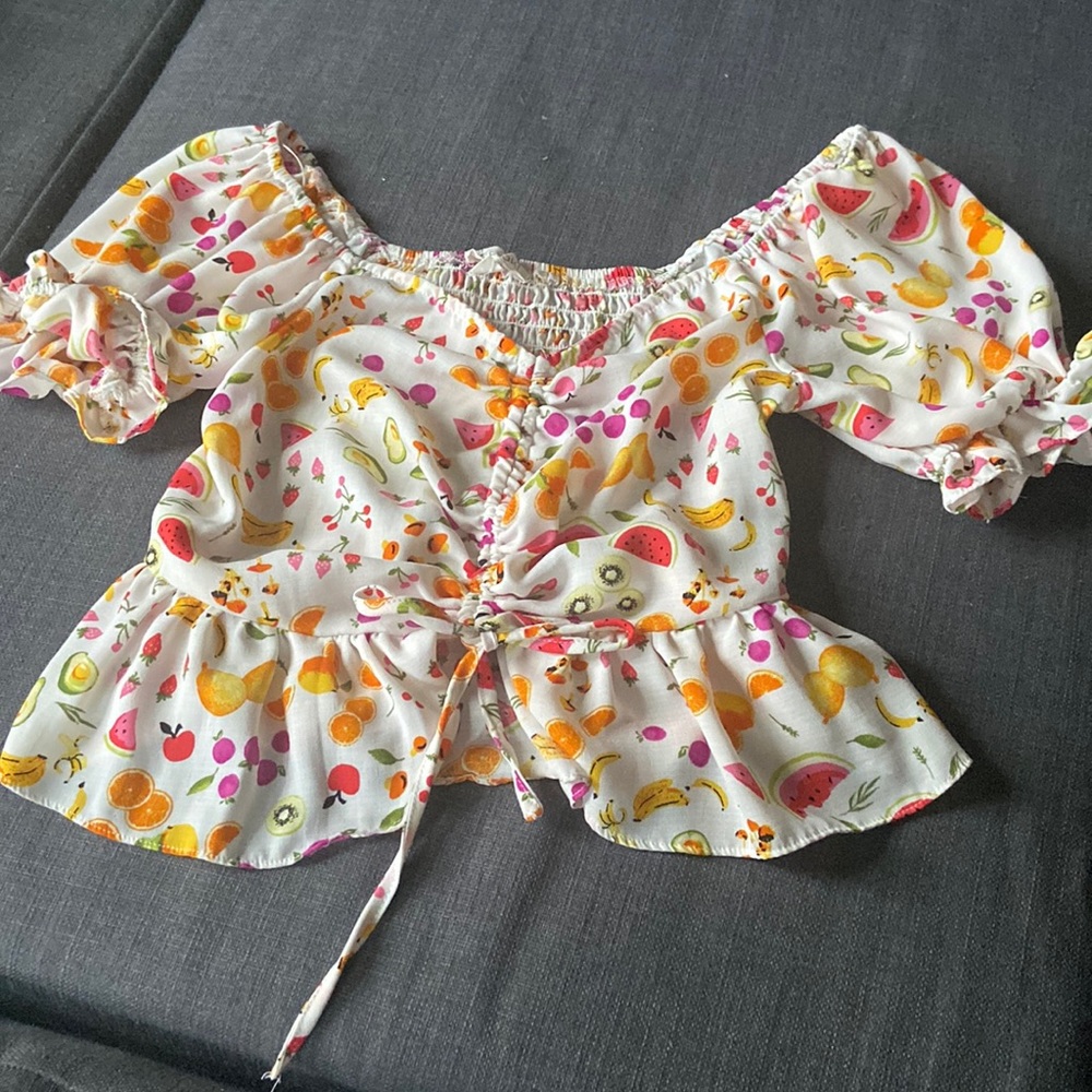 Meraki fruit crop top